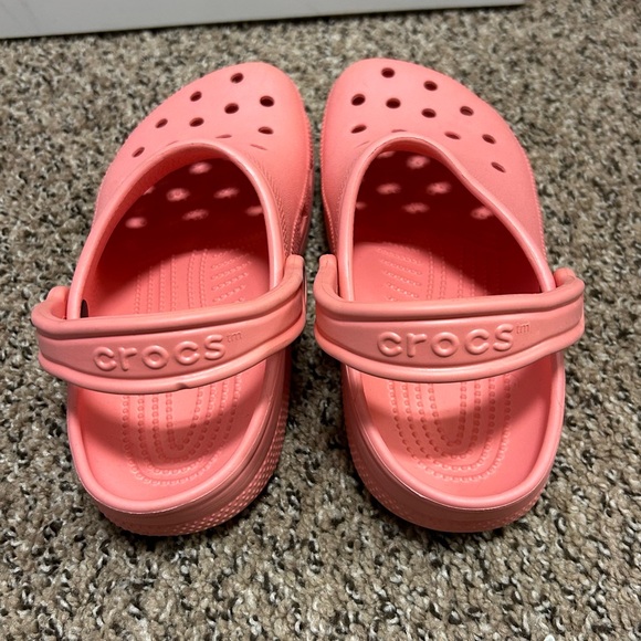 Crocs W Size 8 M 6 - Picture 1 of 2